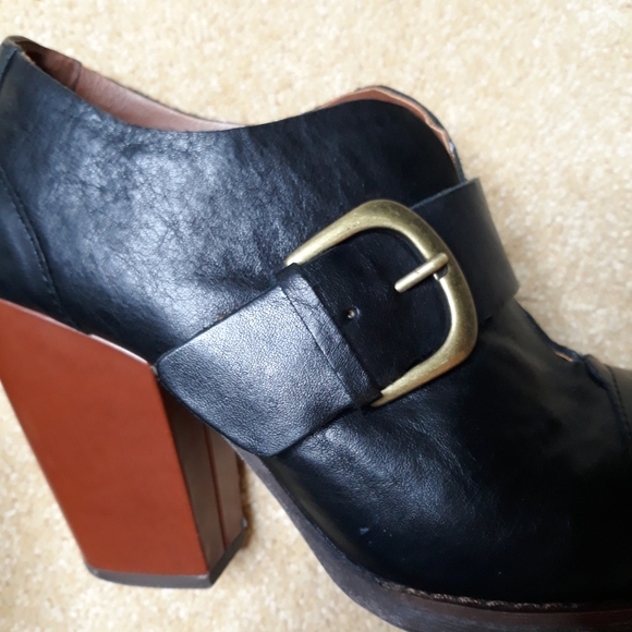 Korks by Kork-Ease Buckled Detail Booties Leather Wrapped Heel Size 9.5-41 - Picture 4 of 11